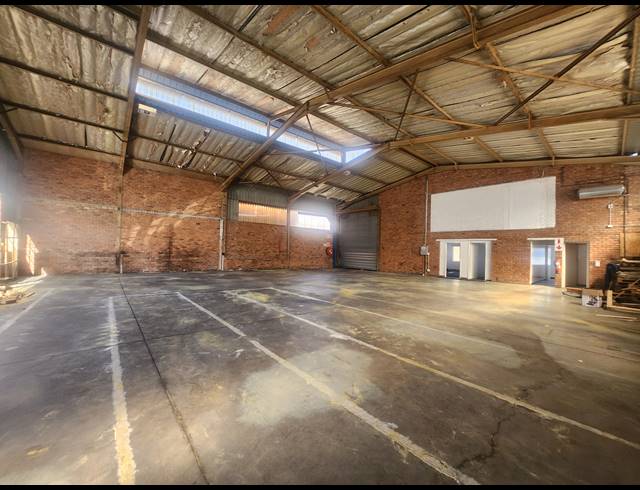 450M² WAREHOUSE TO LET IN ALLANDALE